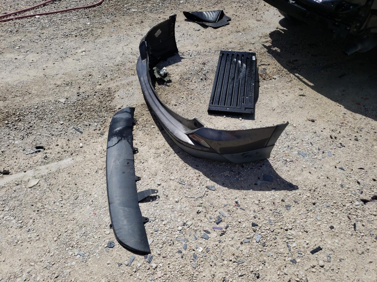 2T3ZFREV6HW338007 2017 Toyota Rav4 Le