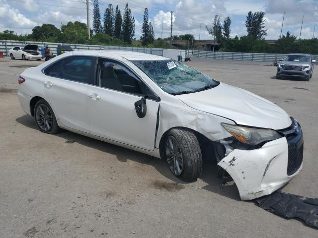 VIN 4T1BF1FK5GU212638 2016 Toyota Camry, LE no.4