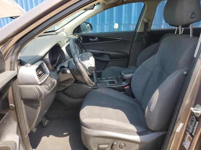 VIN 5XYPG4A56KG596241 2019 KIA Sorento, LX no.7