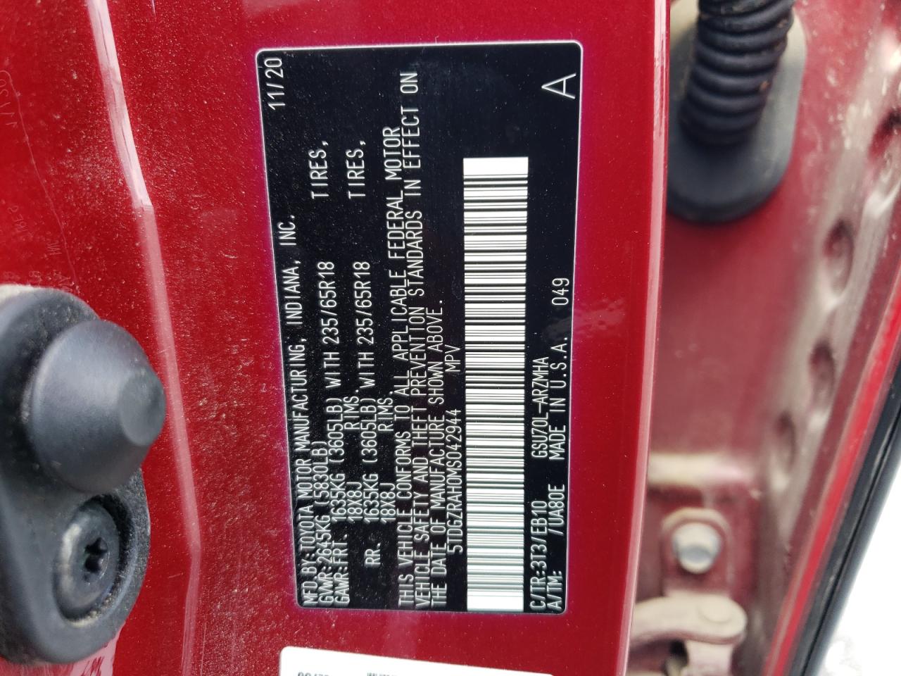 5TDGZRAH0MS042944 2021 Toyota Highlander Xle