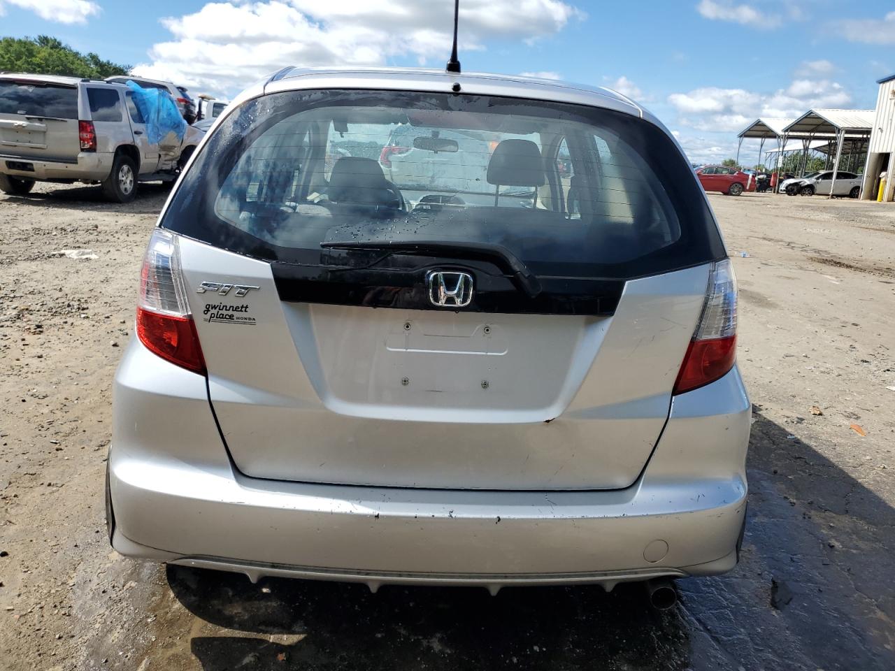 JHMGE8H37CC000138 2012 Honda Fit