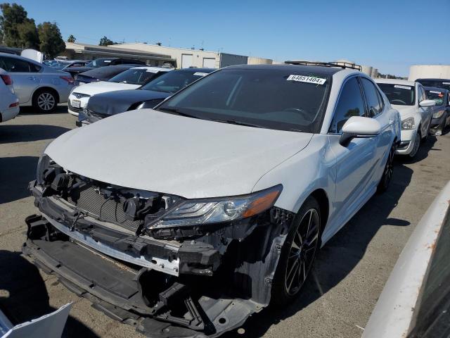 VIN 4T1B61HK3KU785852 2019 Toyota Camry, Xse no.1