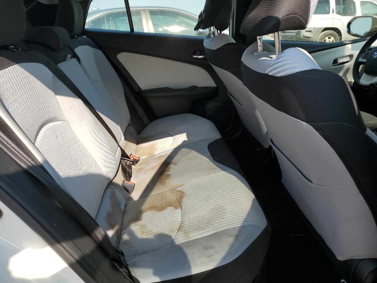 JTDKARFU6G3014613 2016 Toyota Prius