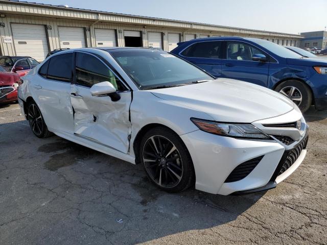 VIN 4T1B61HKXJU007949 2018 Toyota Camry, Xse no.4