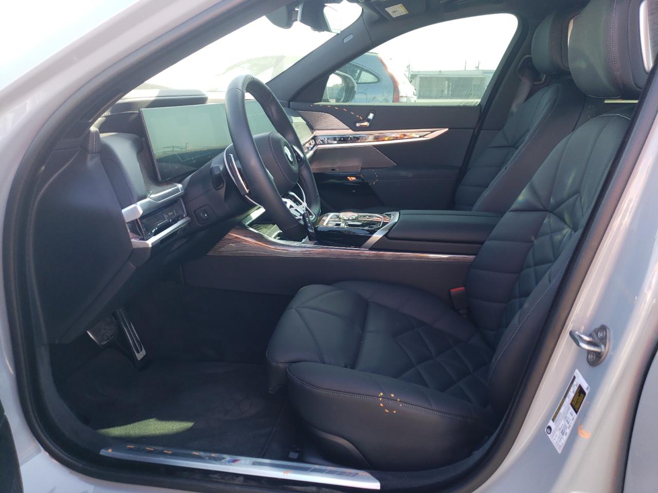 WBA23EH05RCR40272 2024 BMW 740 I