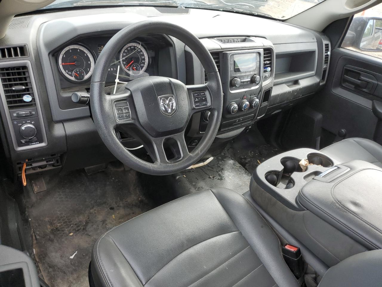 3C6JR6AGXKG504098 2019 Ram 1500 Classic Tradesman