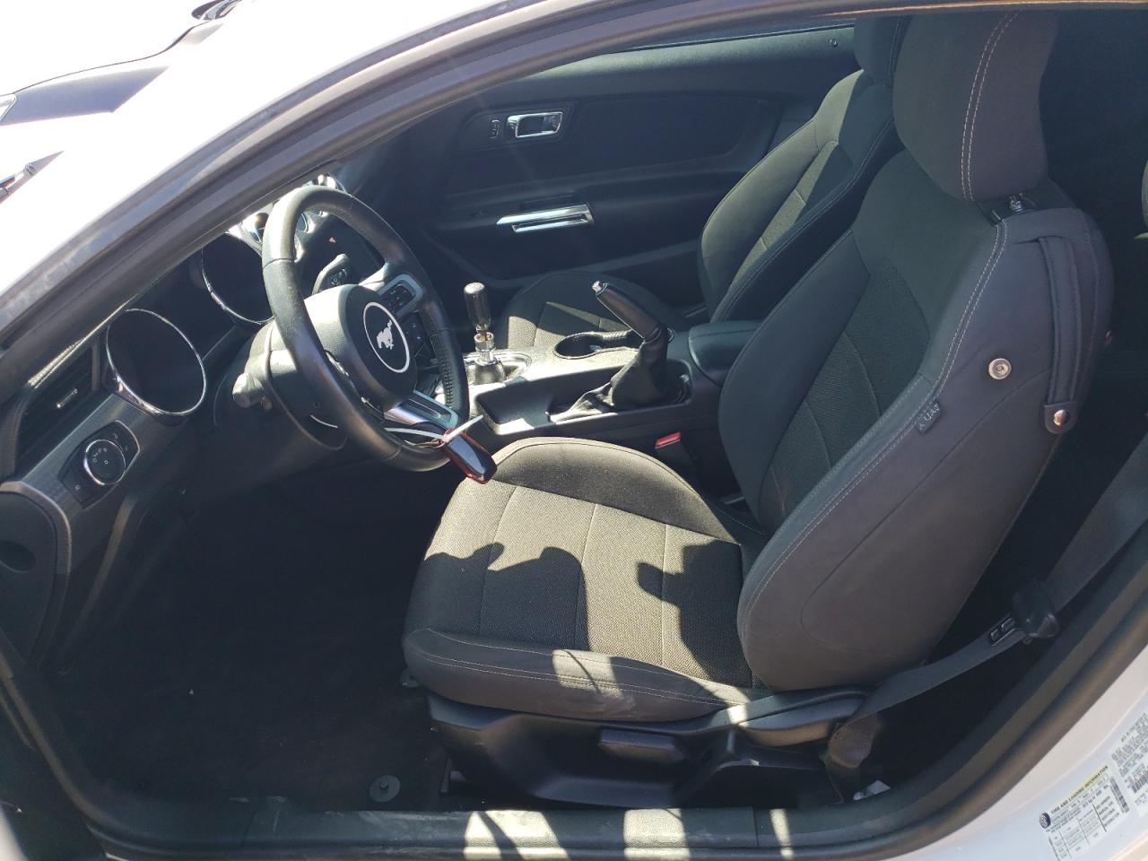 1FA6P8TH5F5417508 2015 Ford Mustang