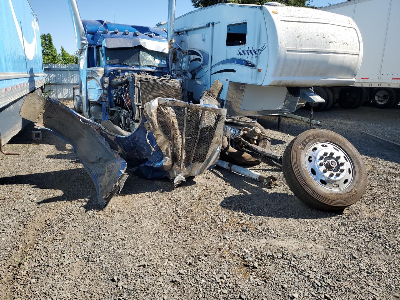 Lot #2989242611 2021 PETERBILT 389