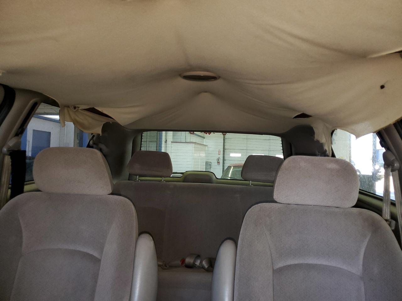 2B4GP44R72R631537 2002 Dodge Grand Caravan Sport