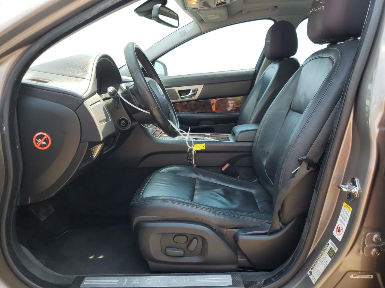 SAJWA05B89HR16989 2009 Jaguar Xf Luxury