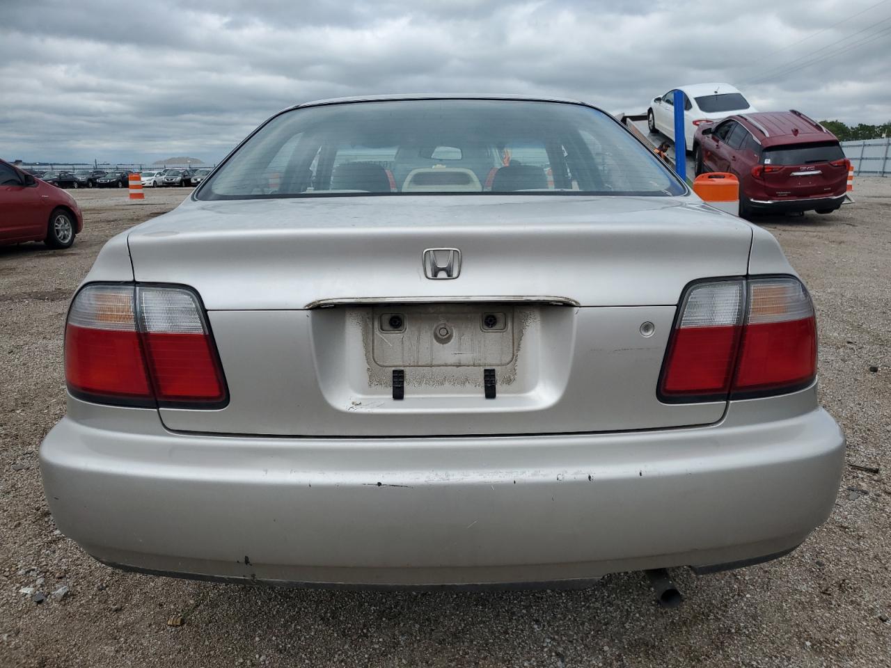 1HGCD5639TA212041 1996 Honda Accord Lx