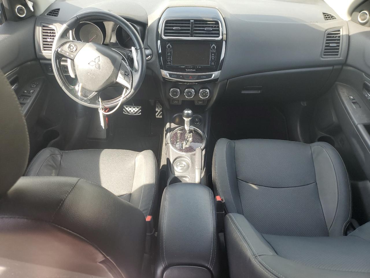 JA4AR4AW2HZ058598 2017 Mitsubishi Outlander Sport Sel