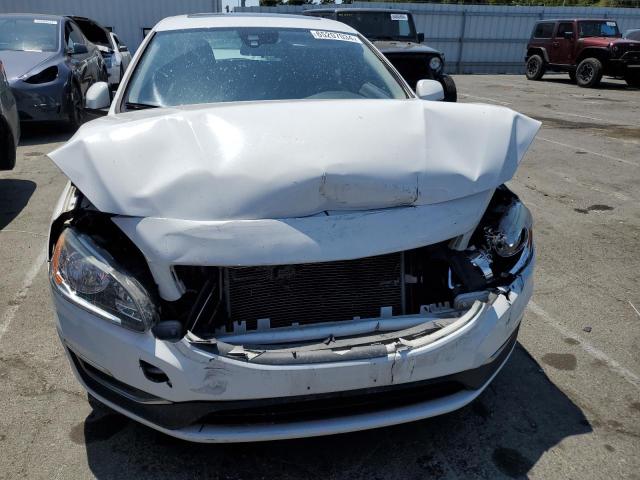 2017 VOLVO V60 T5 - YV140MEJ9H1334294