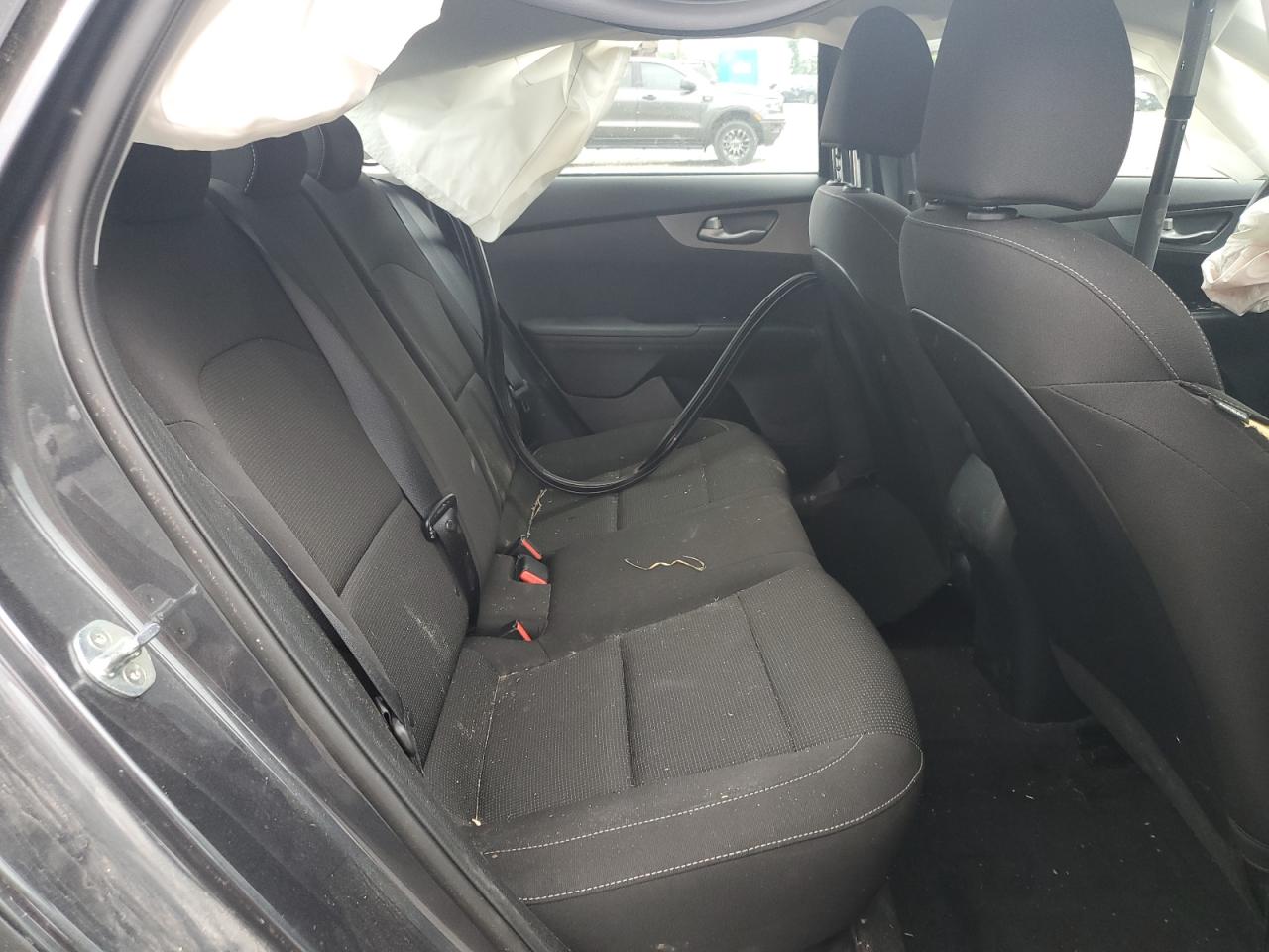 3KPF24AD5ME264910 2021 Kia Forte Fe