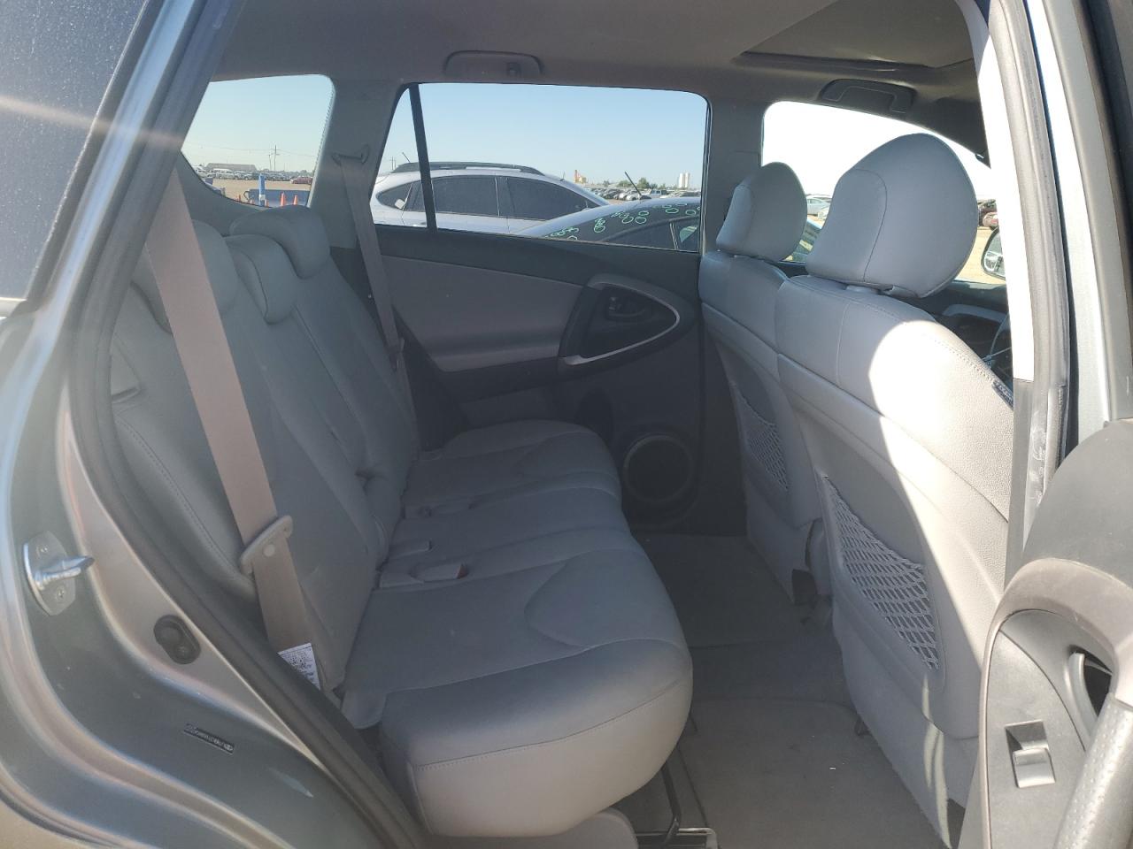 JTMBK31V686047072 2008 Toyota Rav4 Limited