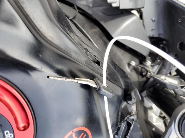 2017 YAMAHA FZ10 JYARN48E5HA001565