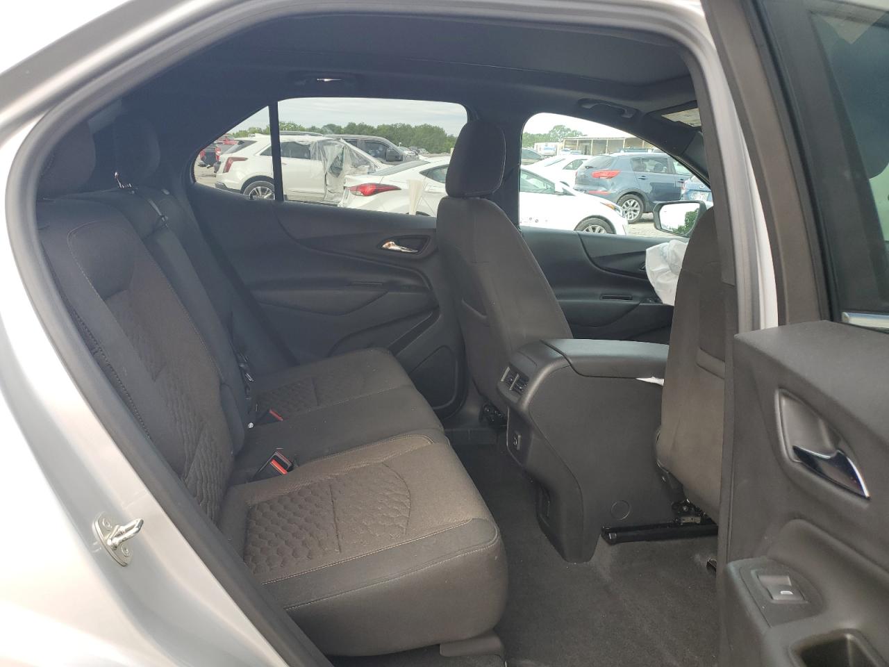 3GNAXLEX4KS547802 2019 Chevrolet Equinox Lt