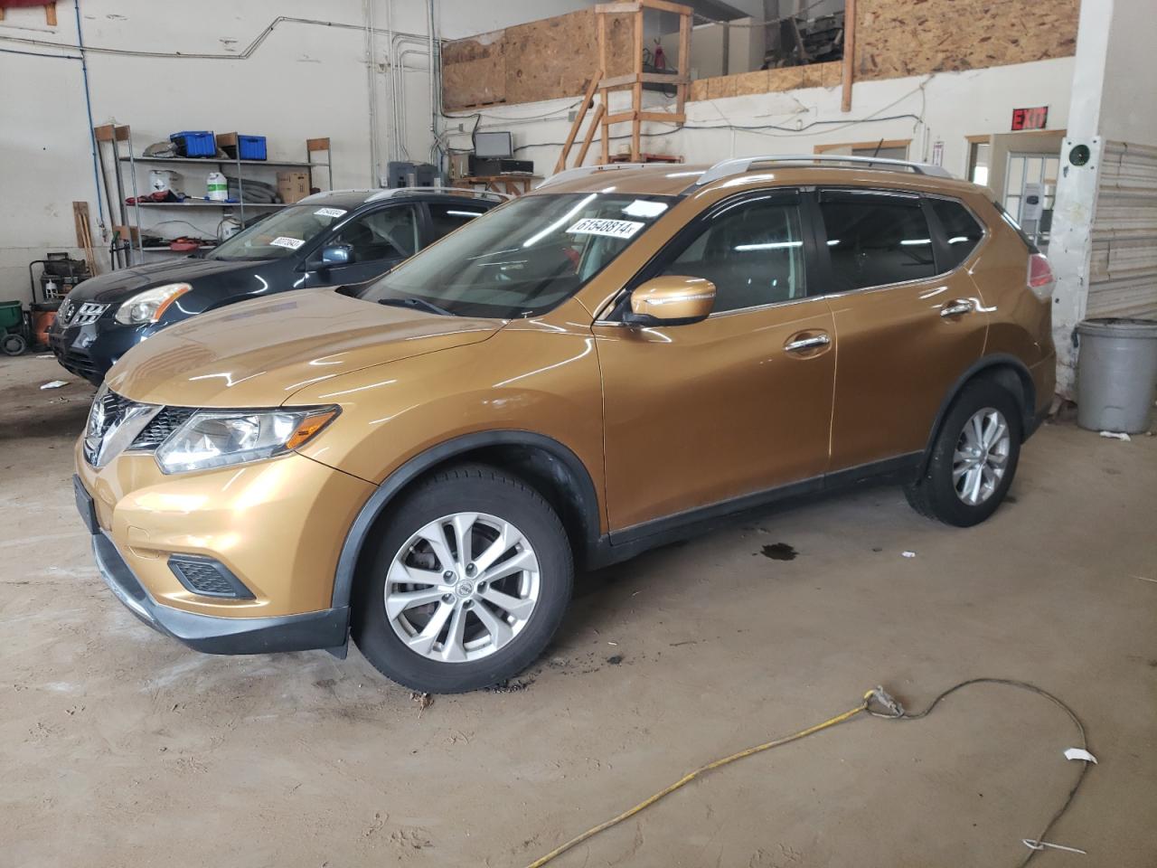 2015 Nissan Rogue S vin: KNMAT2MV9FP517116