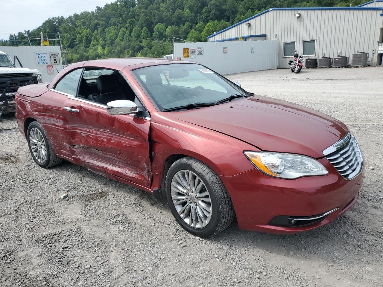 2013 Chrysler 200 Limited vin: 1C3BCBFG3DN506483