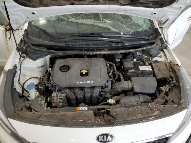 VIN 3KPFL4A7XHE052758 2017 KIA Forte, LX no.11