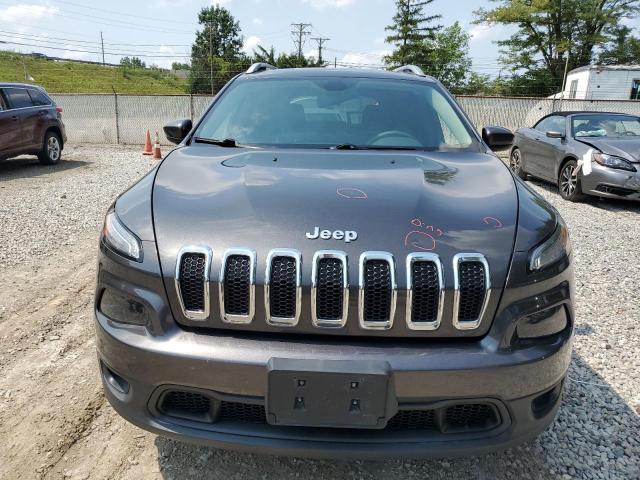 VIN 1C4PJMCB0GW182239 2016 Jeep Cherokee, Latitude no.5