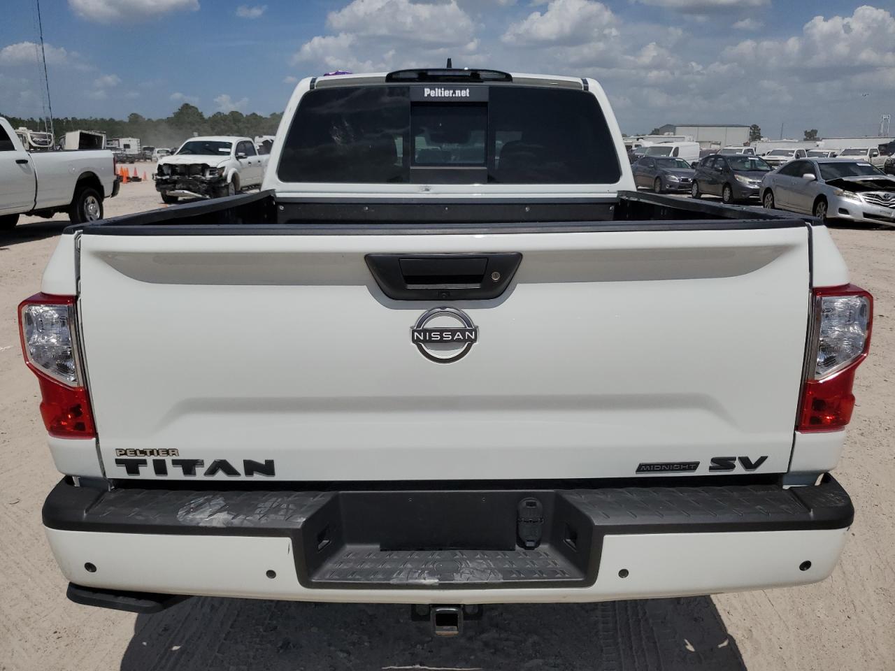 1N6AA1EF0PN114627 2023 Nissan Titan Sv