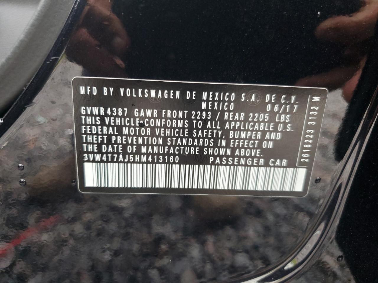 3VW4T7AJ5HM413160 2017 Volkswagen Jetta Gli