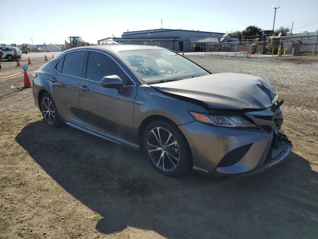 VIN 4T1B21HK3KU518206 2019 Toyota Camry, Hybrid no.4