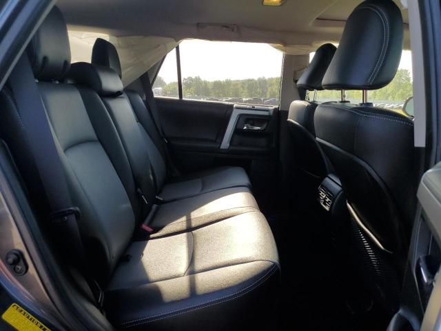 2018 Toyota 4Runner Sr5/Sr5 Premium VIN: JTEBU5JR2J5549559 Lot: 61700684