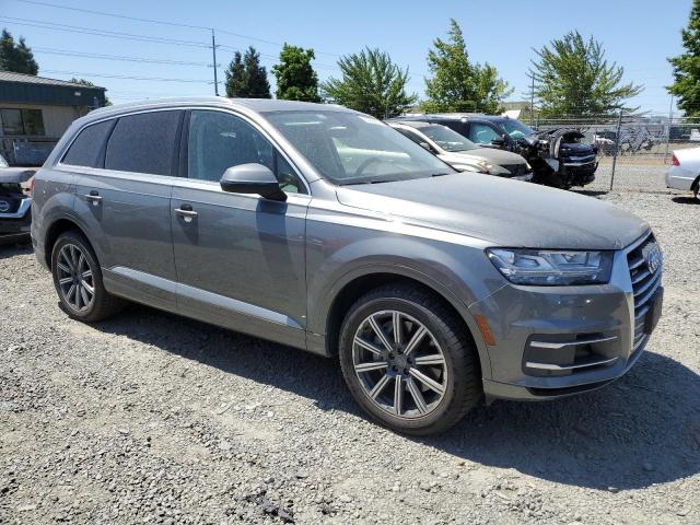 VIN WA1VAAF7XHD023331 2017 Audi Q7, Prestige no.4