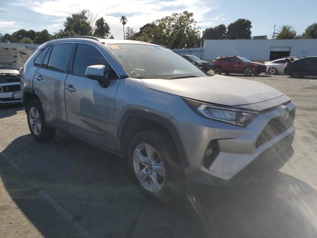 VIN 2T3W1RFV1KC013631 2019 Toyota RAV4, Xle no.4