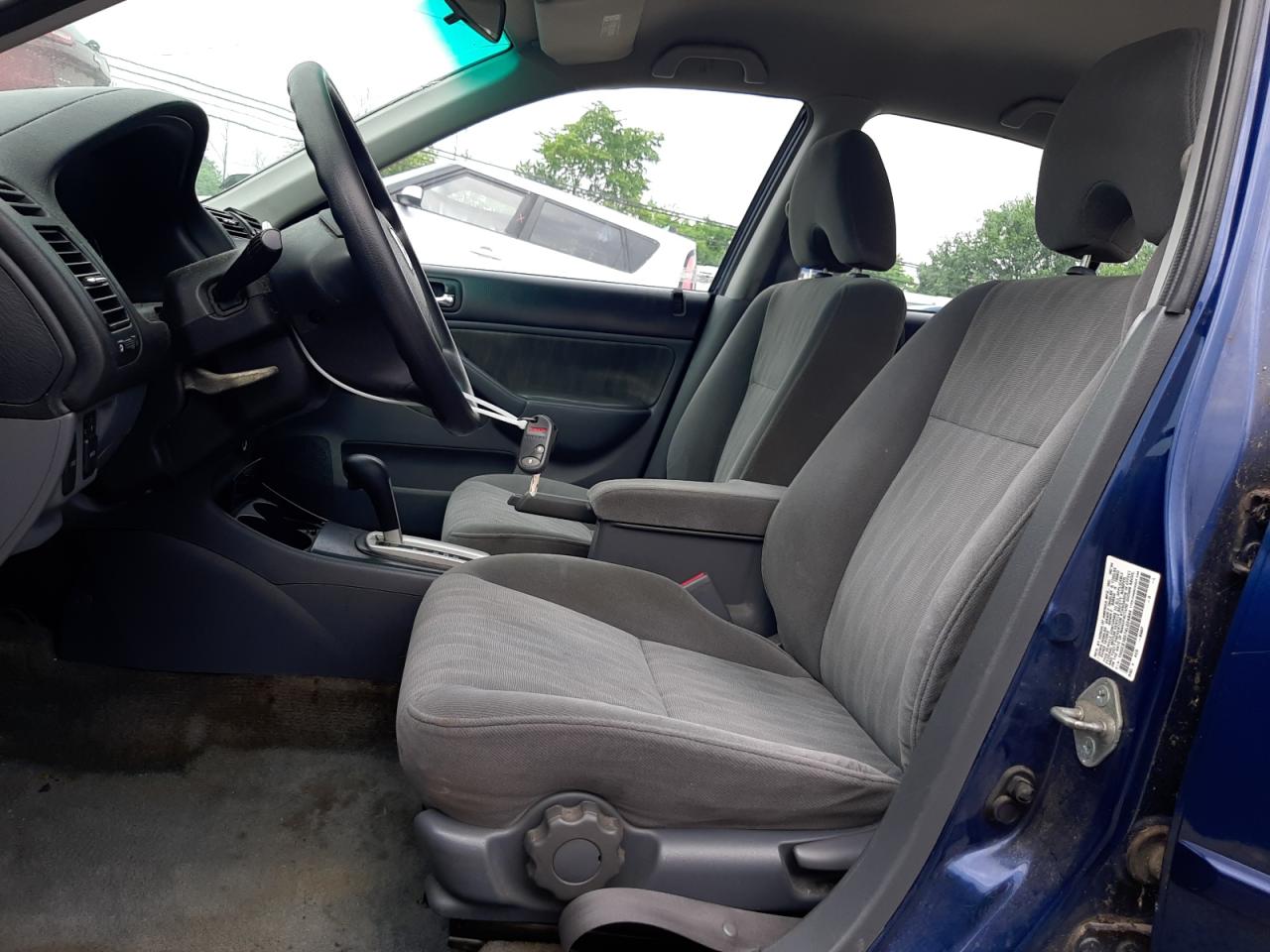 1HGES16574L024844 2004 Honda Civic Lx