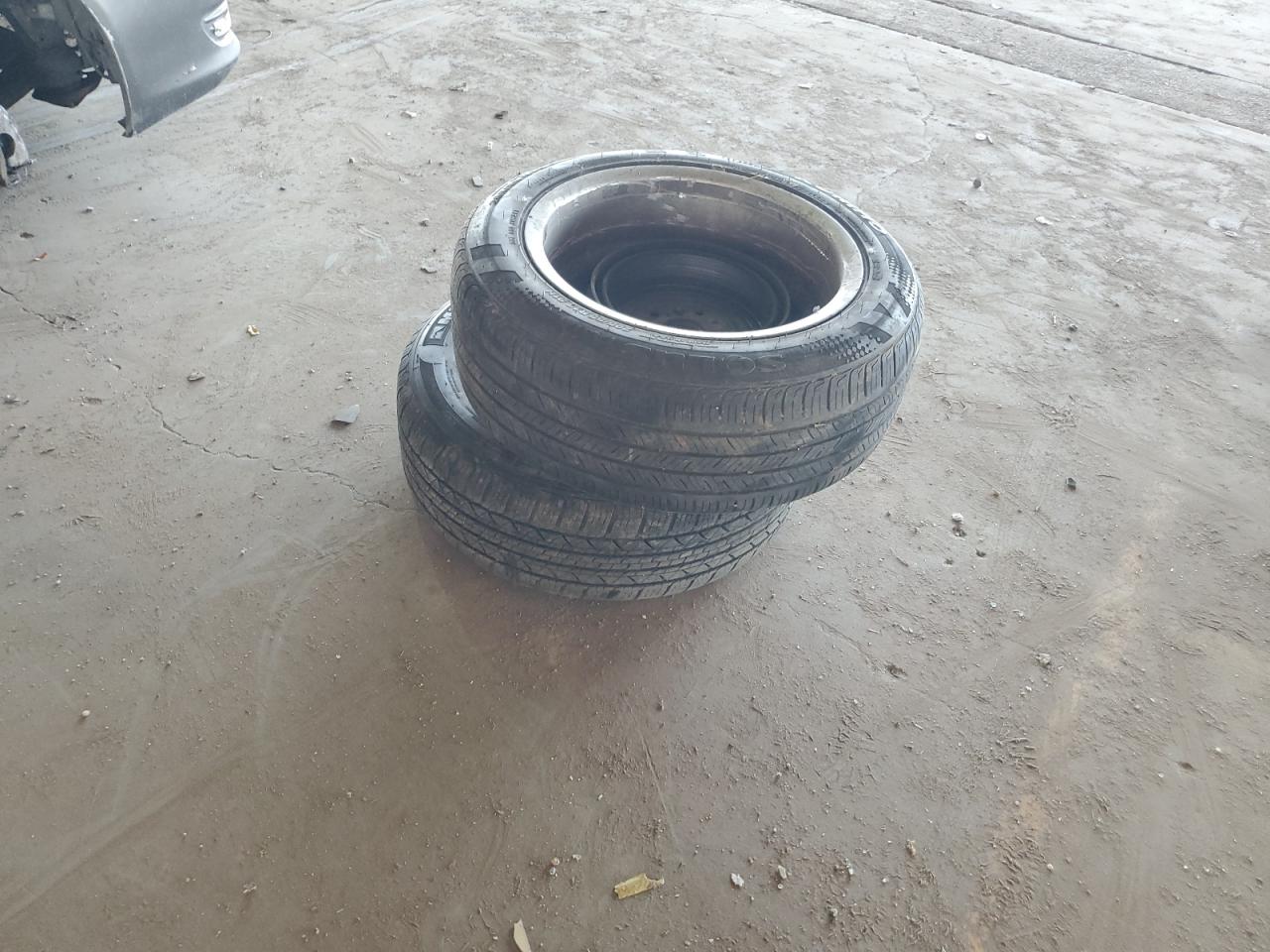 4T1BE32K75U596195 2005 Toyota Camry Le