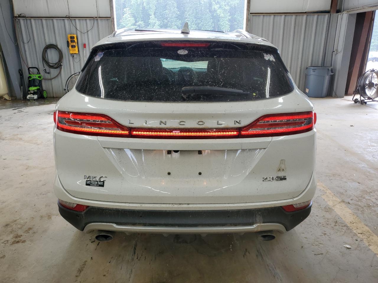 5LMTJ2DH3GUJ15614 2016 Lincoln Mkc Select