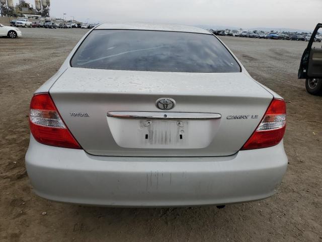 2003 Toyota Camry Le VIN: 4T1BE32K83U750572 Lot: 63145104