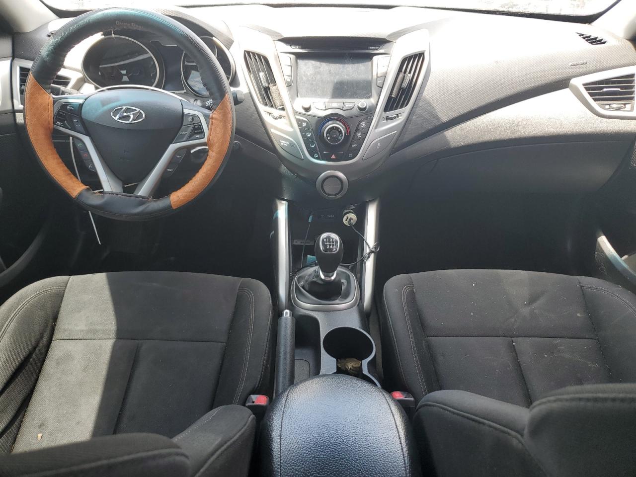 2013 Hyundai Veloster vin: KMHTC6ADXDU104112