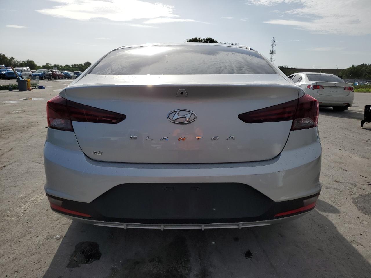 5NPD74LF5KH461088 2019 Hyundai Elantra Se