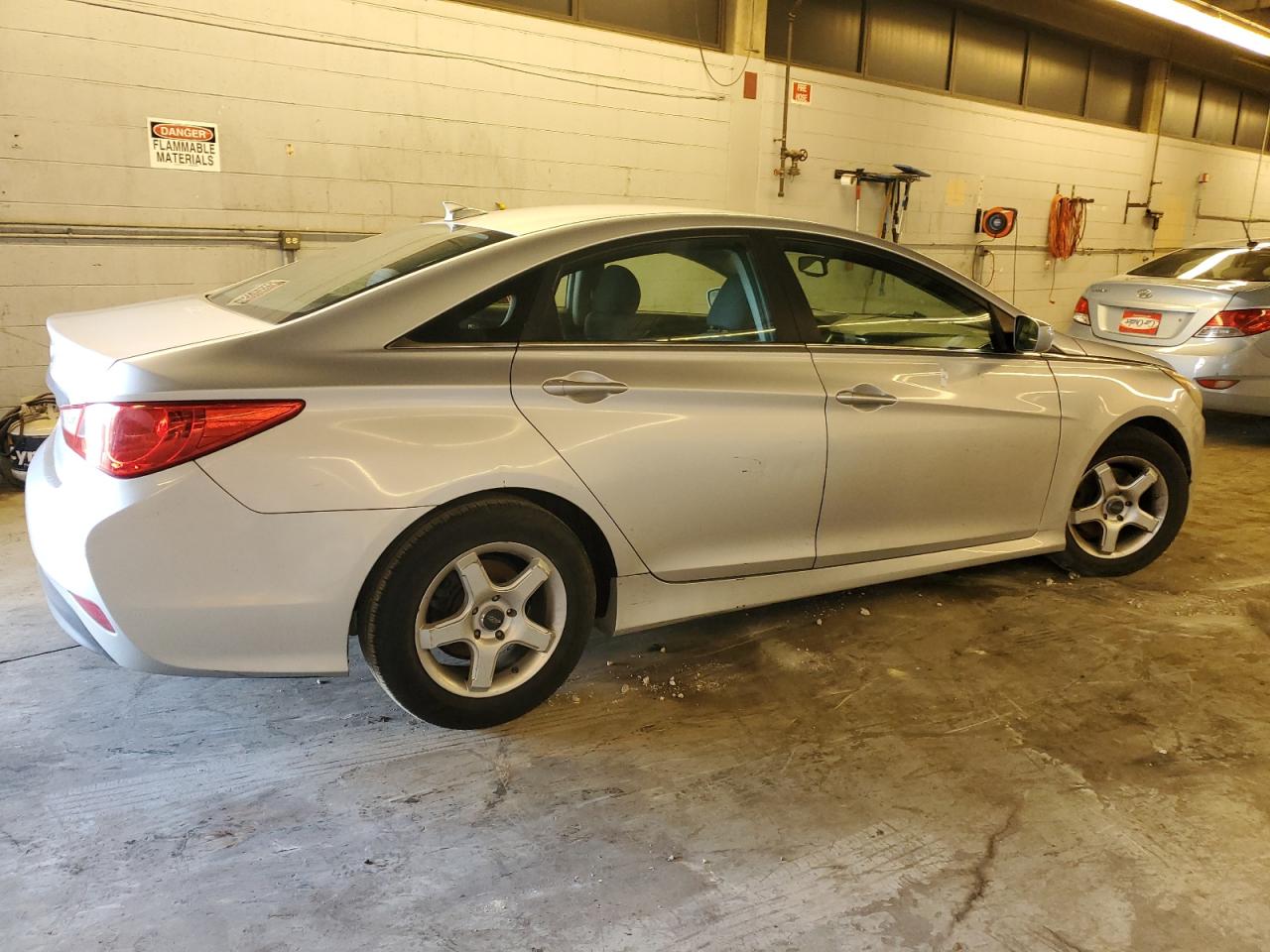 2014 Hyundai Sonata Gls vin: 5NPEB4AC7EH866272