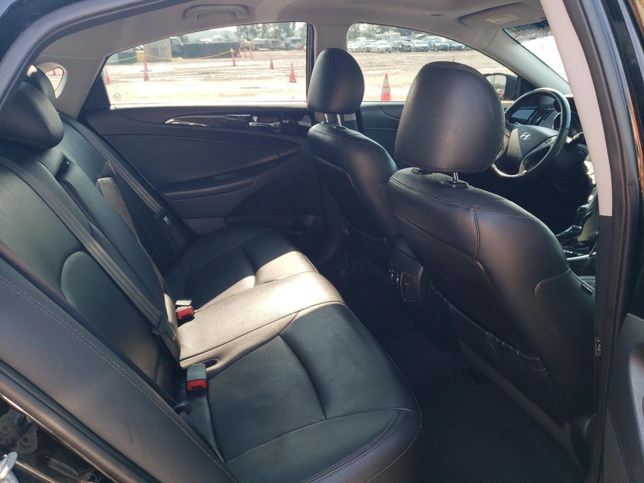 5NPEC4AC5BH109444 2011 Hyundai Sonata Se