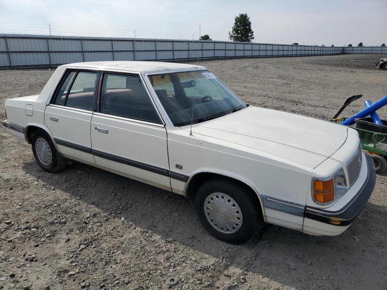 1P3BP36D1HF102027 1987 Plymouth Reliant Le