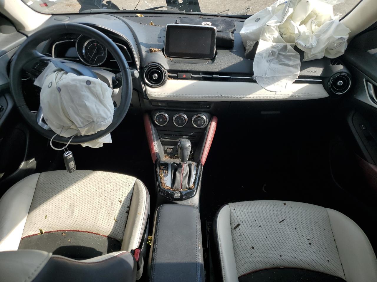 JM1DKDD78H0174615 2017 Mazda Cx-3 Grand Touring