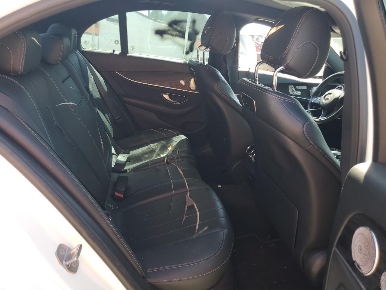 WDDZF4JB7JA434303 2018 Mercedes-Benz E 300