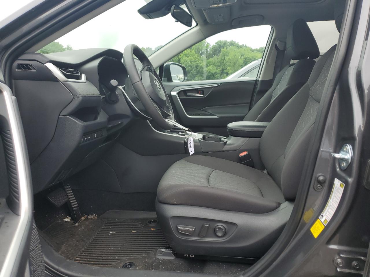 2T3RWRFV6RW205442 2024 Toyota Rav4 Xle