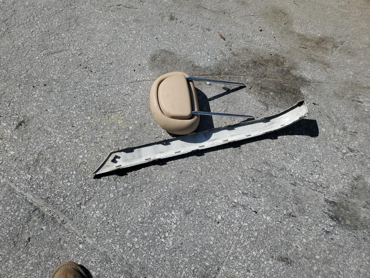 WDBRF61J64E016839 2004 Mercedes-Benz C 240