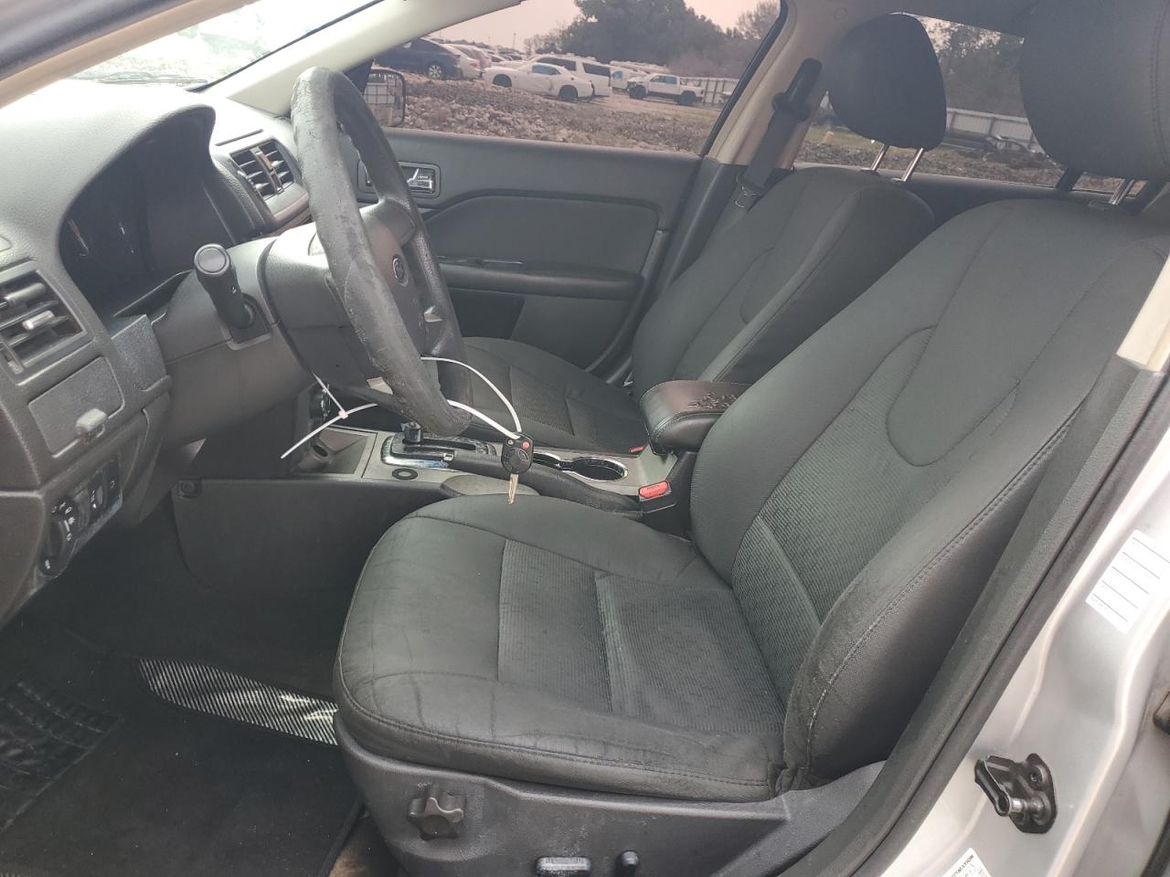 3FAHP0HA2CR418050 2012 Ford Fusion Se