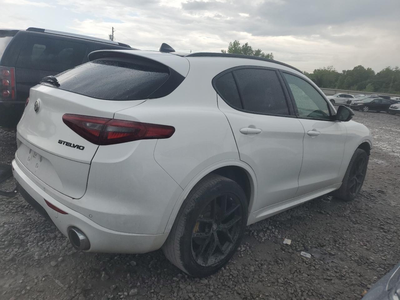 2021 Alfa Romeo Stelvio Ti vin: ZASPAKBN7M7D11638