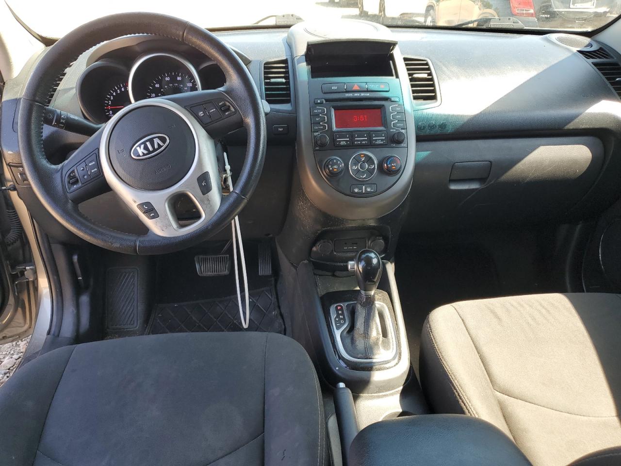 KNDJT2A68C7391484 2012 Kia Soul +