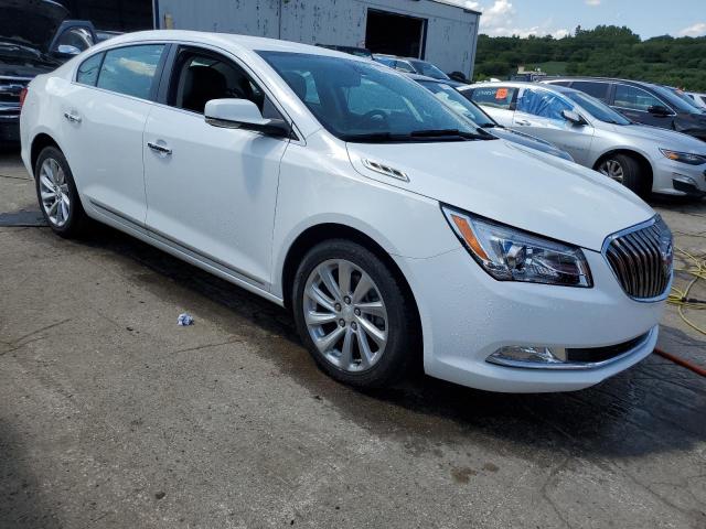 VIN 1G4GB5G38GF105412 2016 Buick Lacrosse no.4