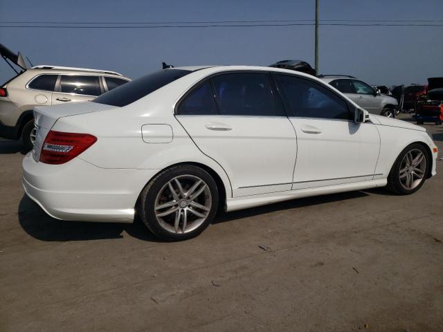 VIN WDDGF4HB3DR268722 2013 Mercedes-Benz C-Class, 250 no.3