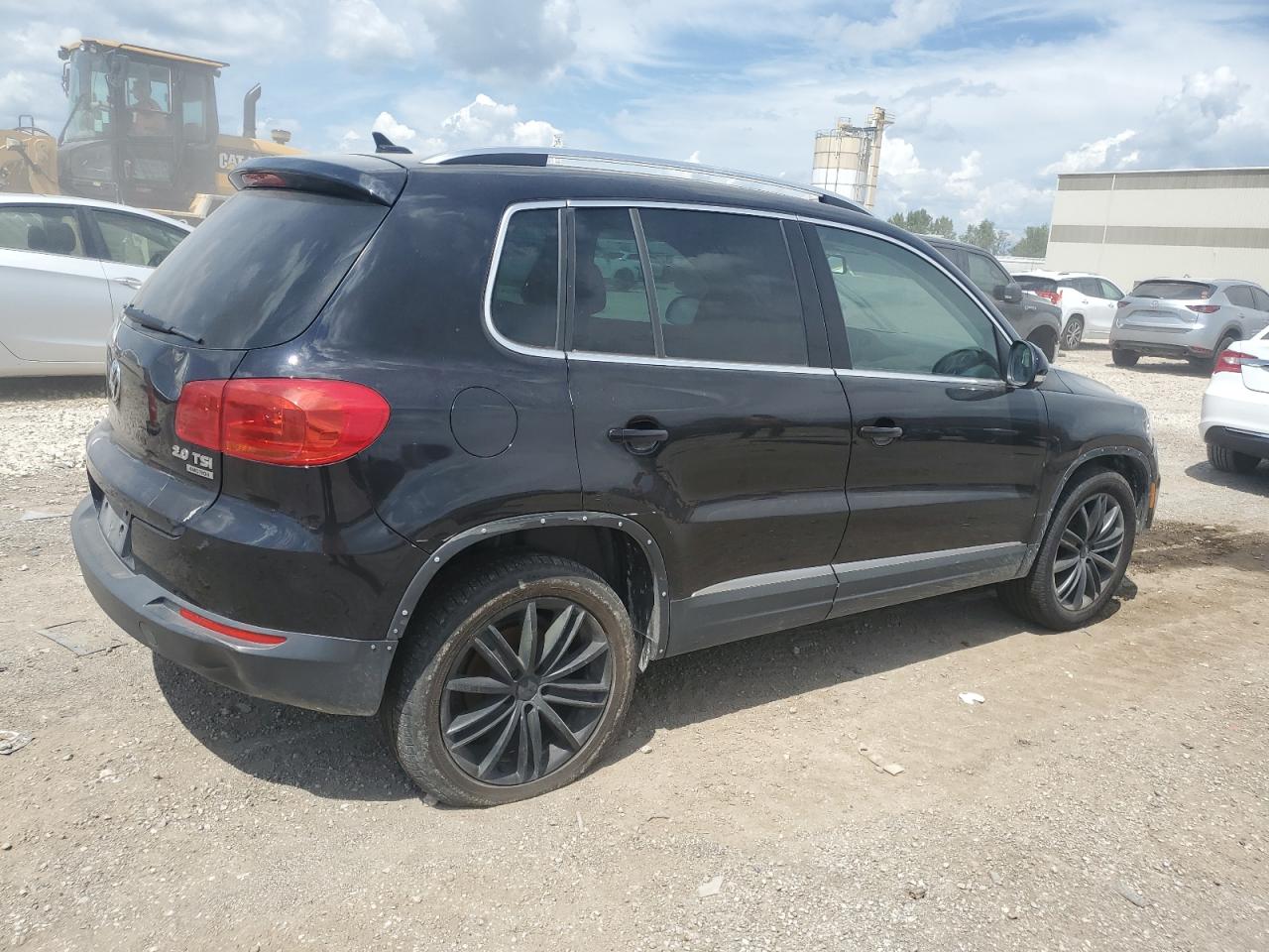 2013 Volkswagen Tiguan S vin: WVGBV7AXXDW512412